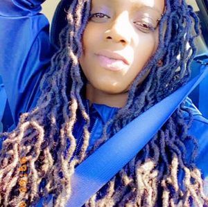 Meet your Posher, Chanise